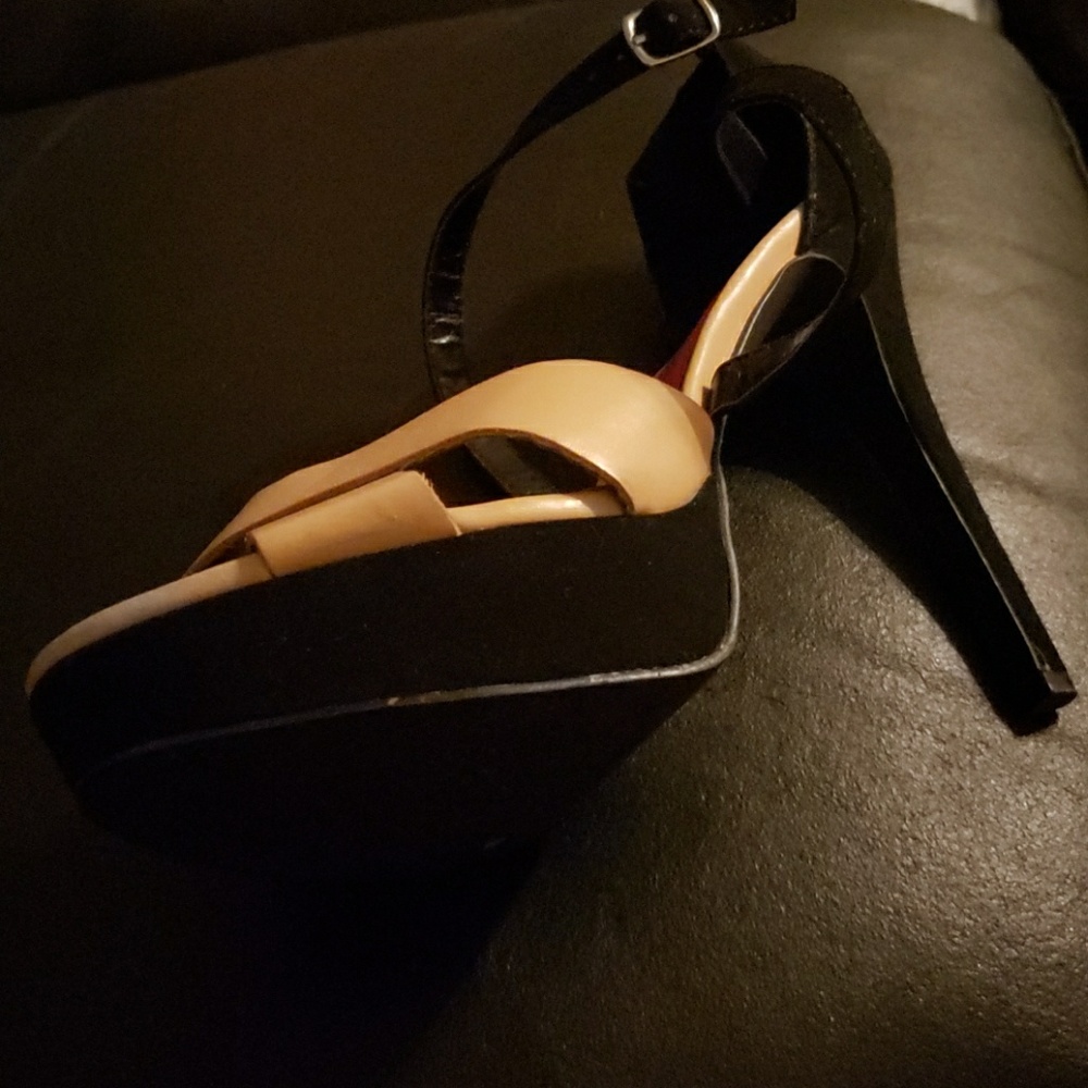 Shoes - Picture 2 of 2